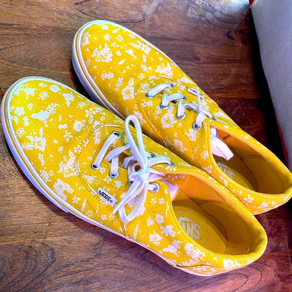 Yellow floral vans, women’s 11